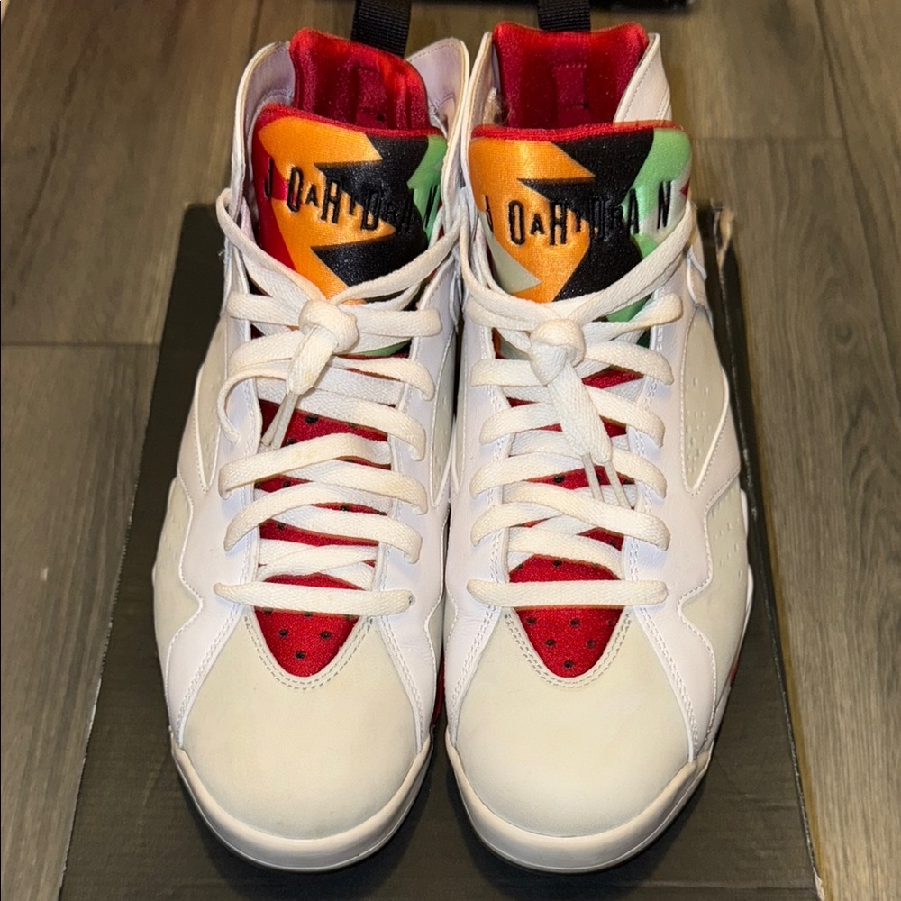 Jordan 7 Retro
Hare (2015)